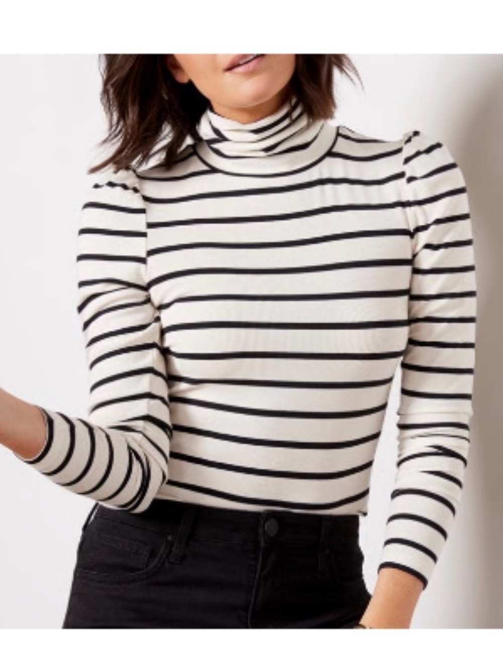 Evereve Striped Ribbed Turtleneck